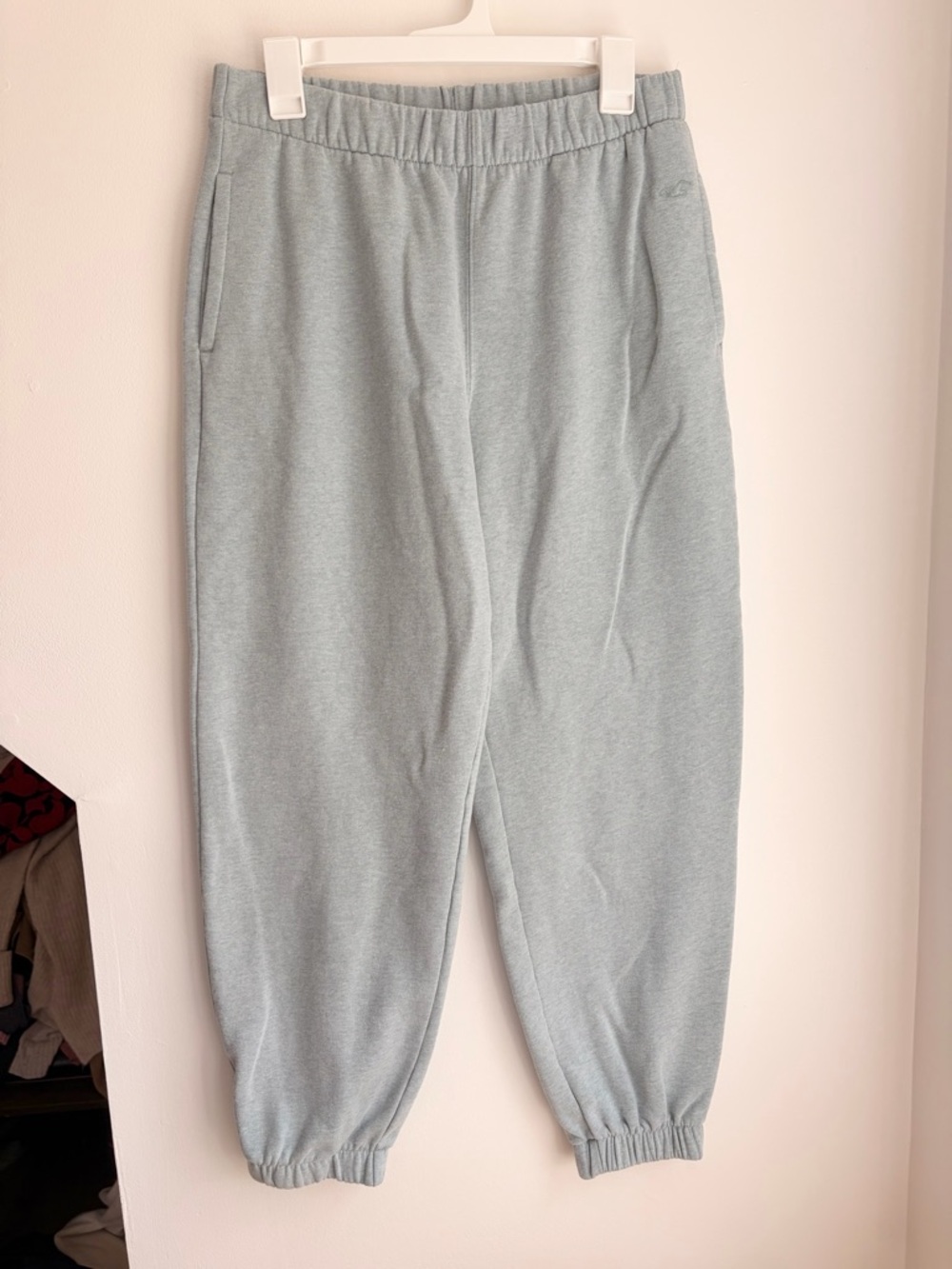 Hollister Elastic-Waist Jogger Pants
